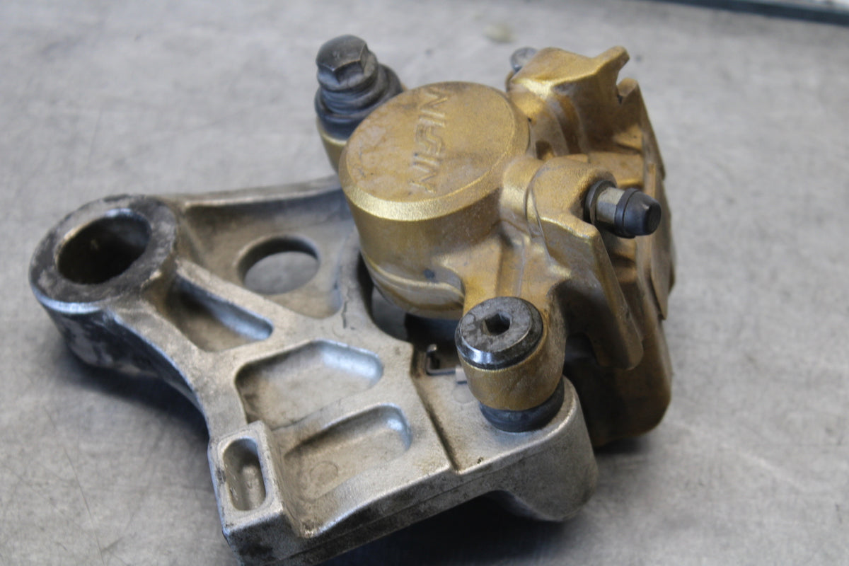 03-04 HONDA CBR600RR REAR BACK BRAKE CALIPER W MOUNT BRACKET 43150-MEE-006 BB661