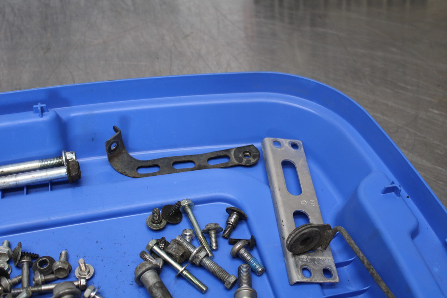 06-07 SUZUKI GSXR 600 MOUNTING BOLTS HARDWARE MOTOR SCREWS BB170