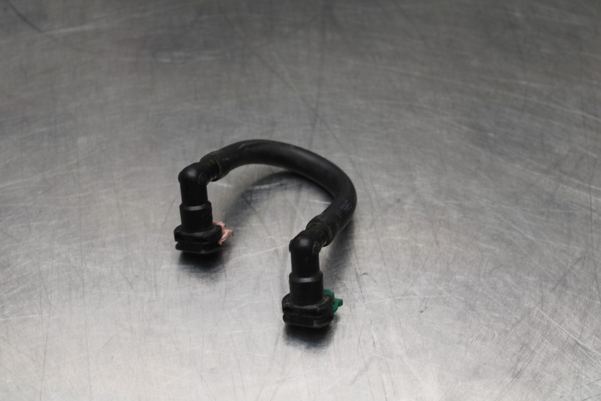 20-25 SUZUKI GSXR750 FUEL HOSE GAS LINE TUBE PIPE BB810