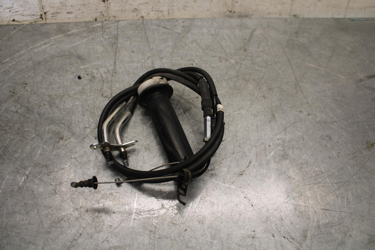 2015 Yamaha YZF R3 THROTTLE CABLES LINES TUBE 1WD-F6301-00-00 BB526