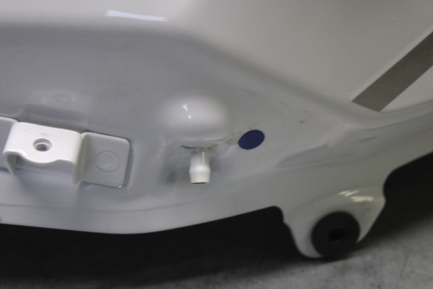 18-23 KAWASAKI NINJA 400 GAS TANK FUEL CELL PETROL RESERVOIR BB660