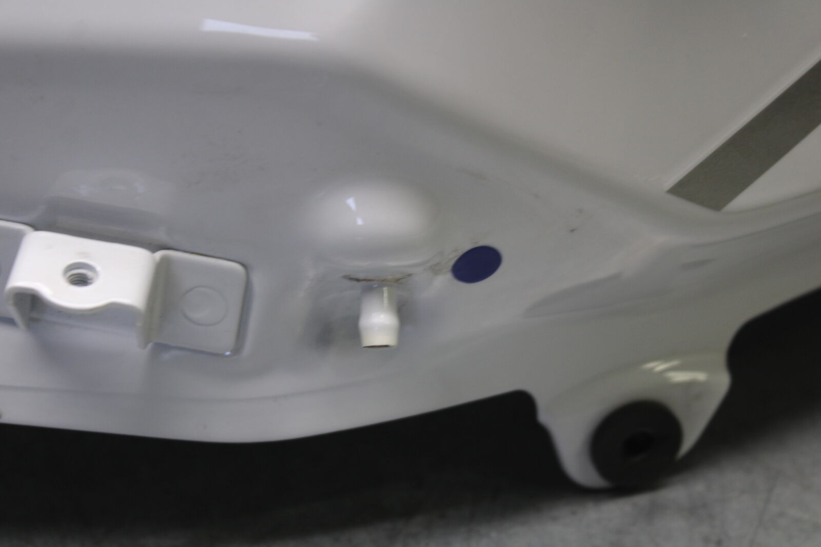 18-23 KAWASAKI NINJA 400 GAS TANK FUEL CELL PETROL RESERVOIR BB660