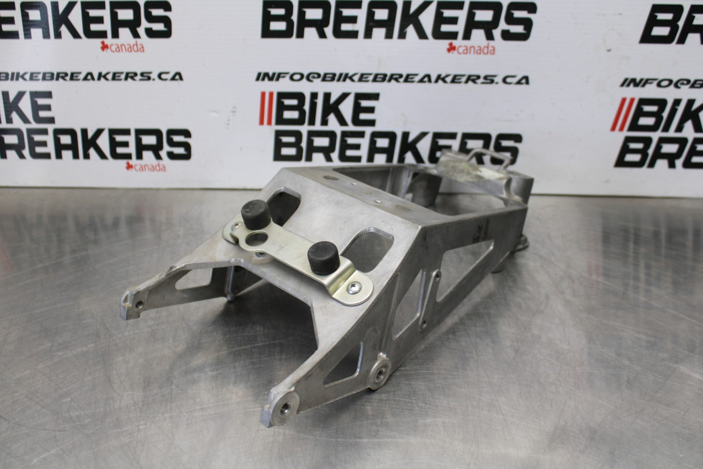 06-07 SUZUKI GSXR 600 REAR BACK TAIL SUBFRAME SUB FRAME BB178