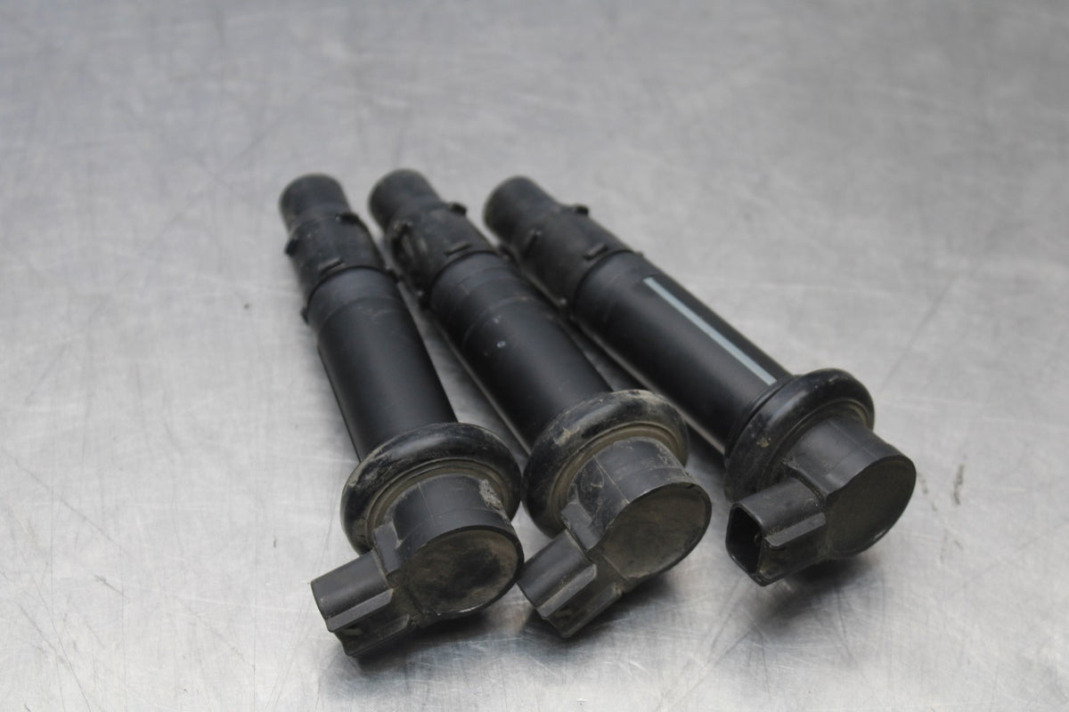 15-17 YAMAHA FJ09 IGNITION COILS COIL SPARK PLUG CAPS BB906