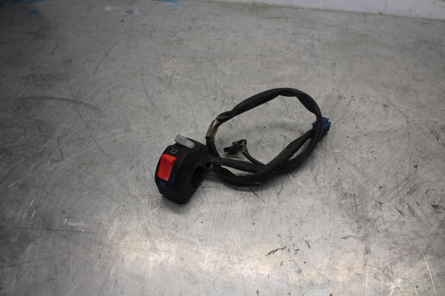 07-08 YAMAHA YZF R1 RIGHT CLIP ON HANDLE KILL OFF START SWITCH SWITCHES BB425