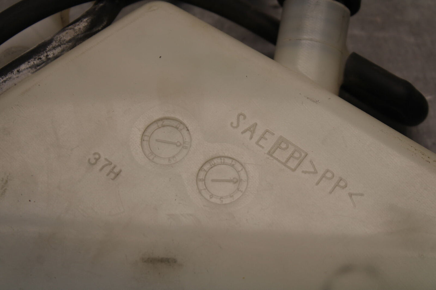 08-09 SUZUKI GSXR600 COOLANT WATER TANK RESERVOIR BOTTLE BB728