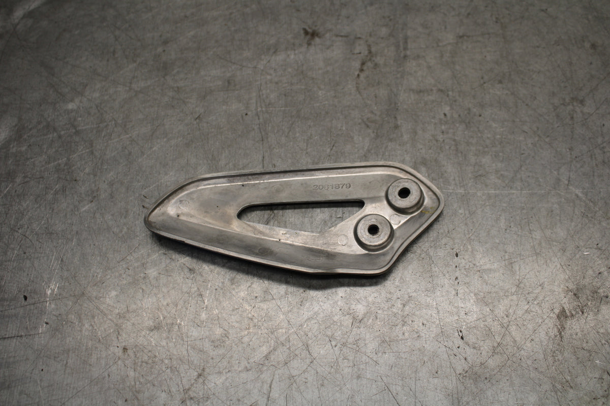 19-21 TRIUMPH SPEED TWIN 1200 RIGHT REARSET REAR SET HEEL GUARD COVER  BB653