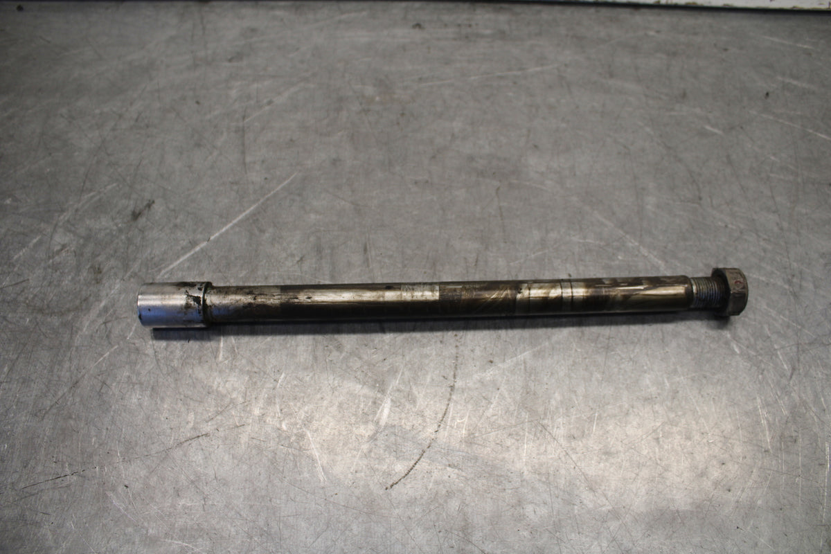 05-06 YAMAHA ROYAL STAR REAR AXLE BACK WHEEL RIM PIVOT BOLT AXEL BB697