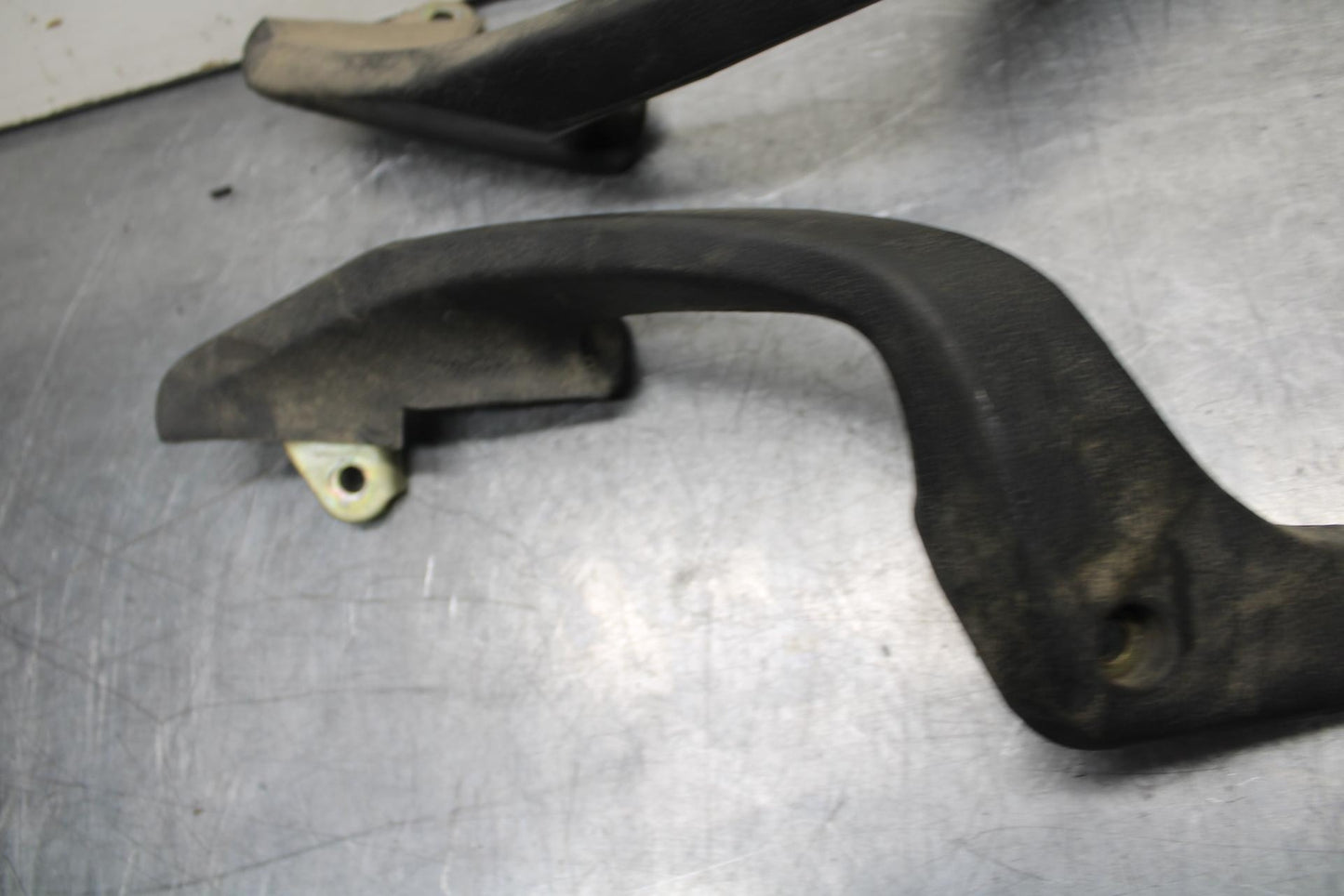 1999 Honda ST1100 PASSENGER REAR SEAT GRAB BAR HANDLE SET BB222