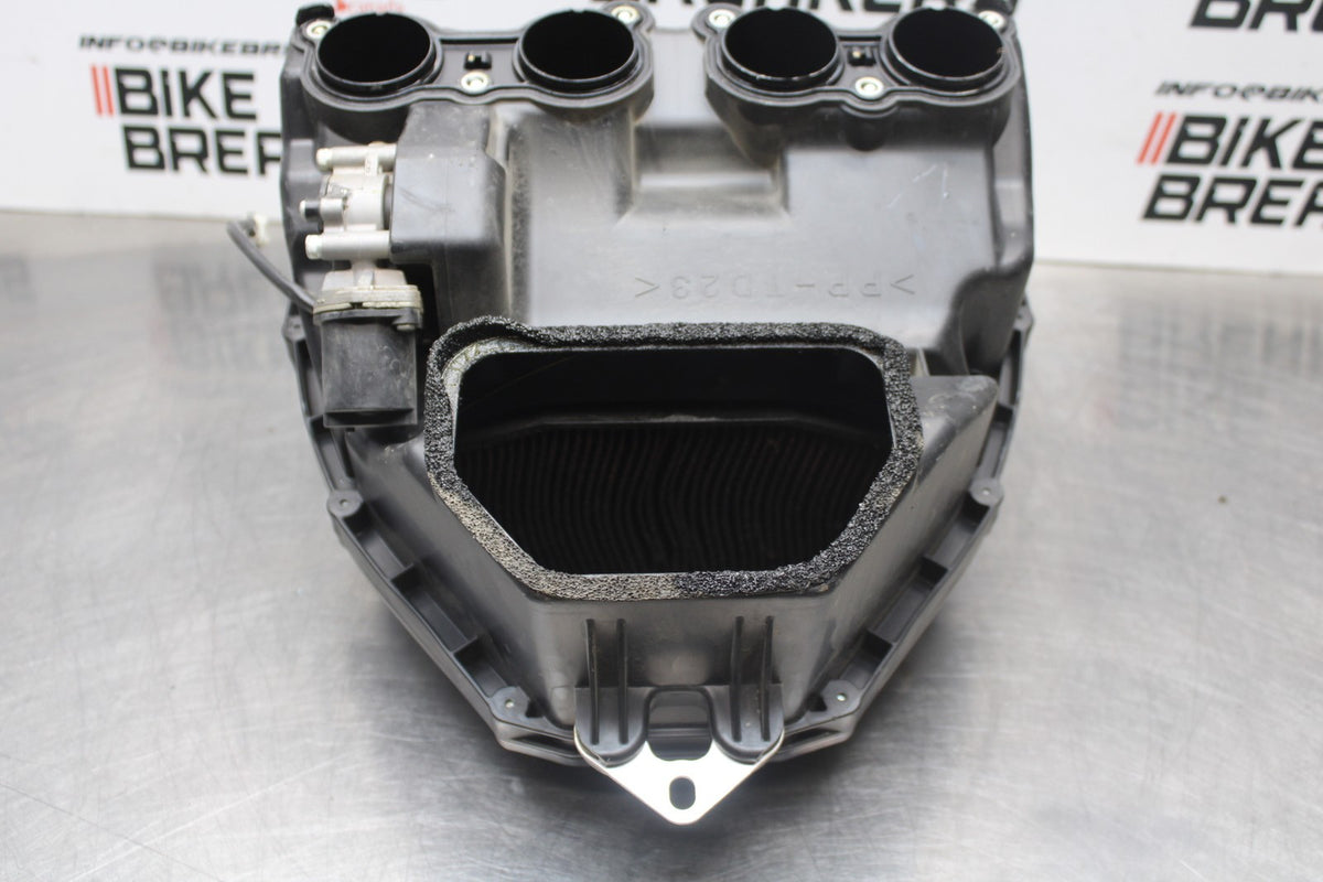 13 YAMAHA YZF R1 AIRBOX AIR INTAKE FILTER BOX BB781