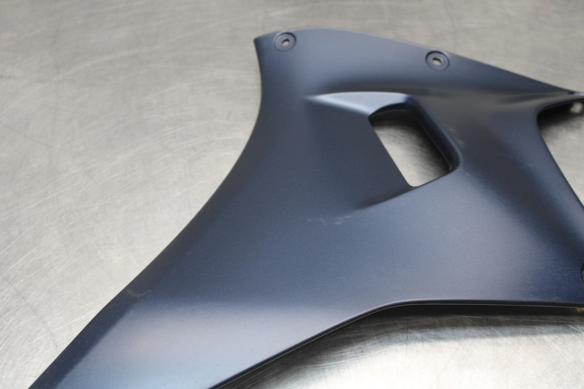 22-25 YAMAHA YZF R7 LEFT LOWER BOTTOM BELLY SIDE FAIRING COWL BB583
