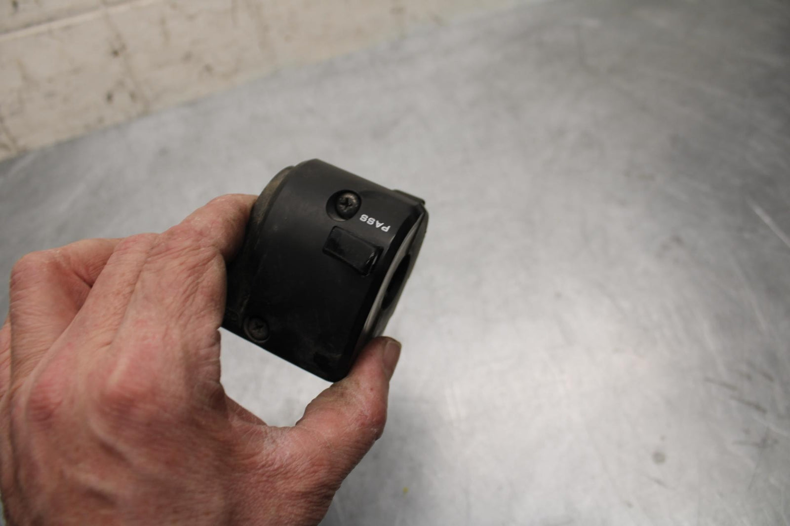 11-14 KAWASAKI VERSYS 650 LE 650C LEFT CLIP ON HANDLE HORN SIGNALS SWITCH BB498