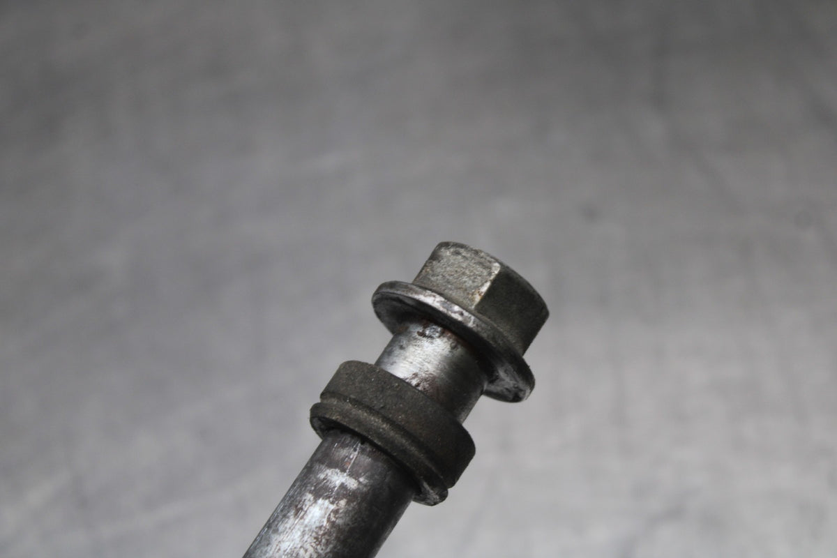 99-00 HARLEY-DAVIDSON ELECTRA GLIDE FLHT REAR AXLE BACK WHEEL RIM BOLT BB805