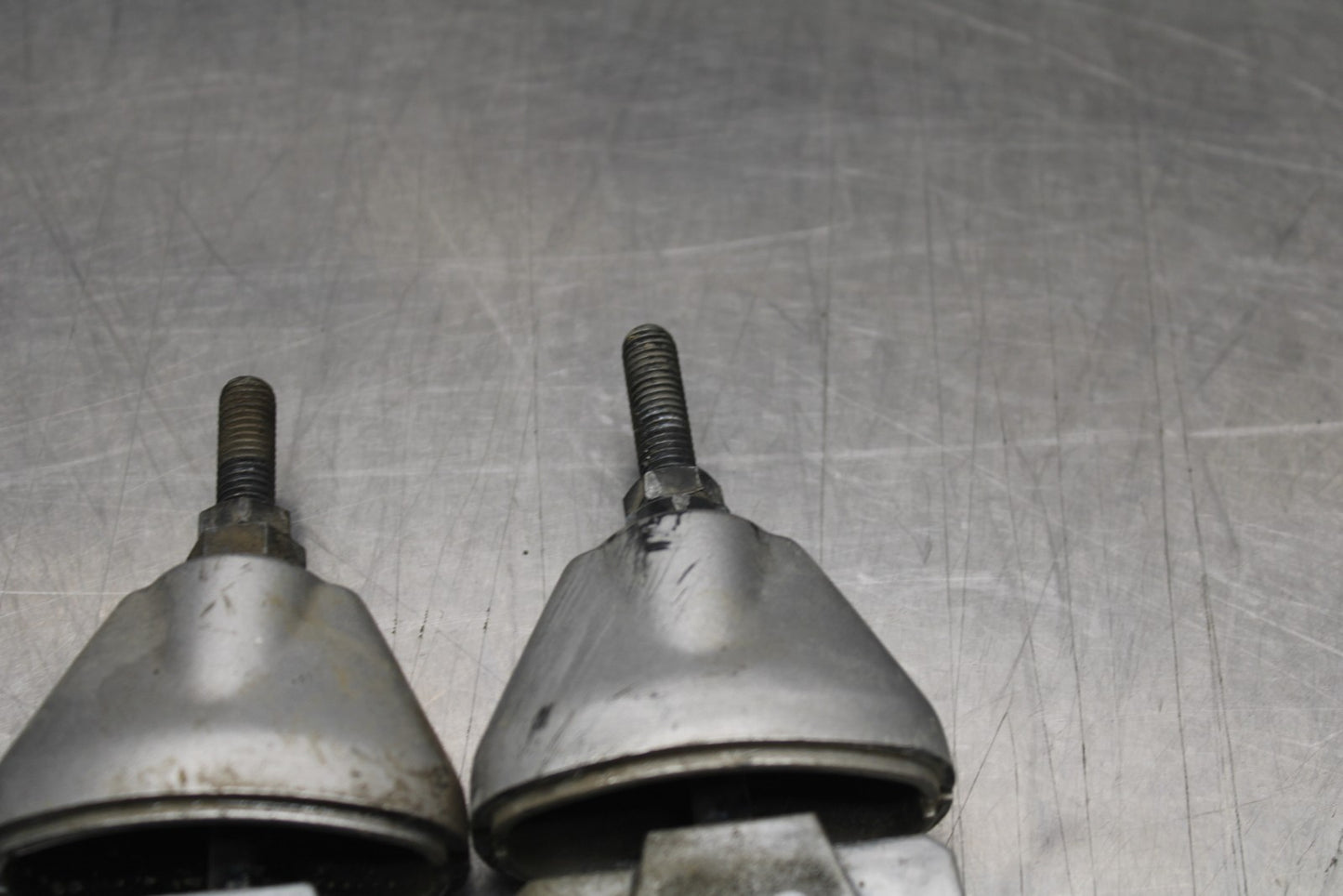 09-10 KAWASAKI ER-6N SWINGARM CHAIN TENSIONER ADJUSTMENT BRACKETS  BB205