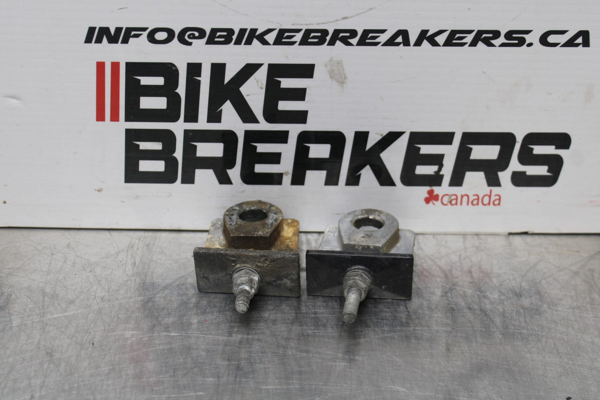 96 KAWASAKI NINJA 500 EX500A SWINGARM CHAIN TENSIONER ADJUSTMENT BRACKETS  BB768