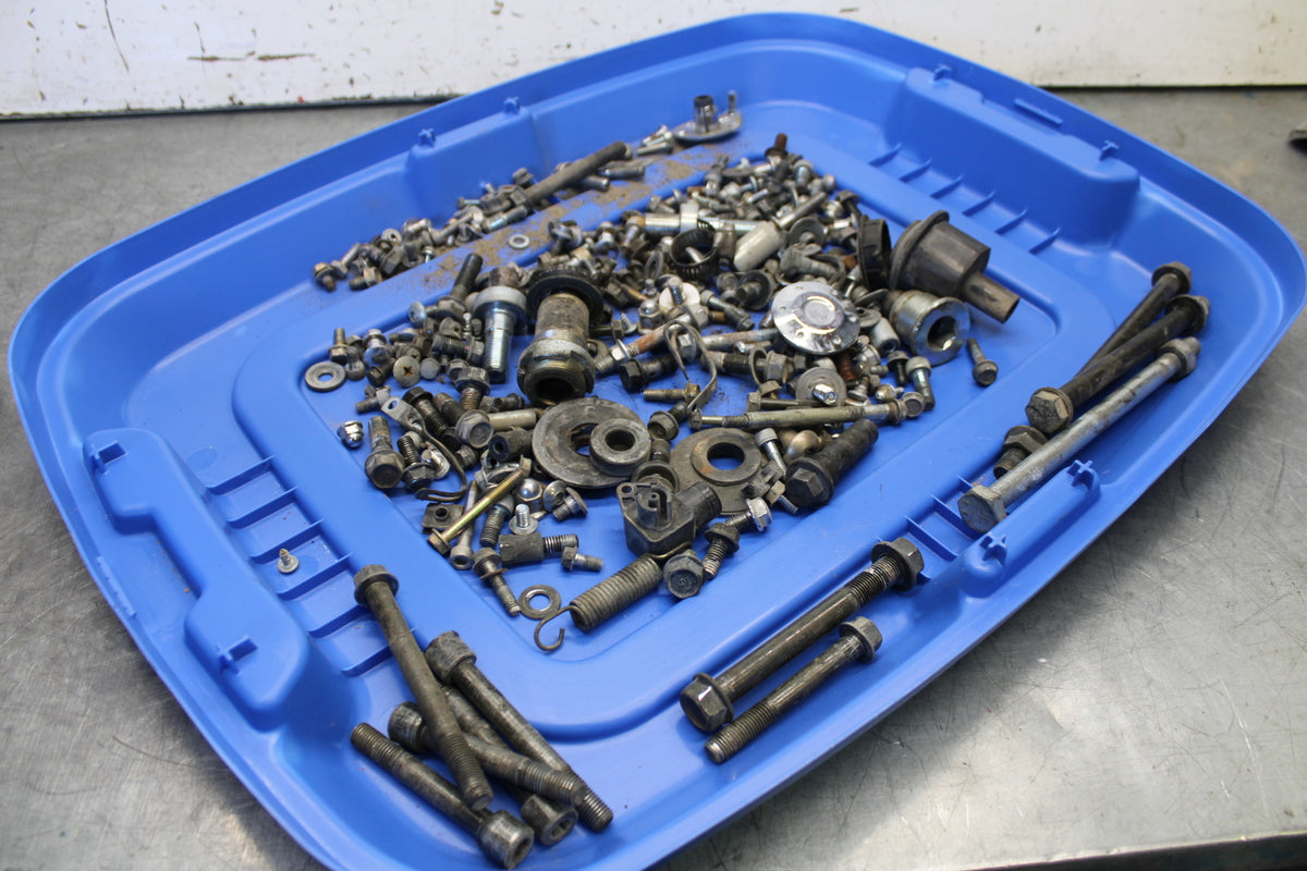 02-04 HONDA VTX1800S MOUNTING BOLTS HARDWARE MOTOR SCREWS BB712
