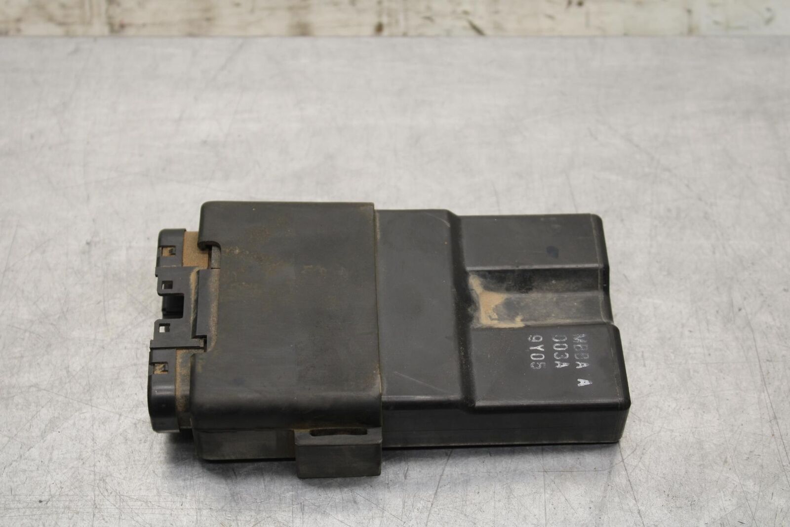 2000 Honda Super Hawk VTR1000F ECU COMPUTER CONTROLLER UNIT BLACK BOX ECM BB577