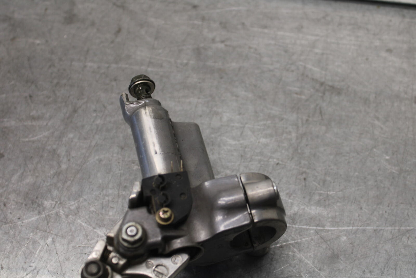 05-09 SUZUKI BOULEVARD C90 FRONT BRAKE MASTER CYLINDER BB692