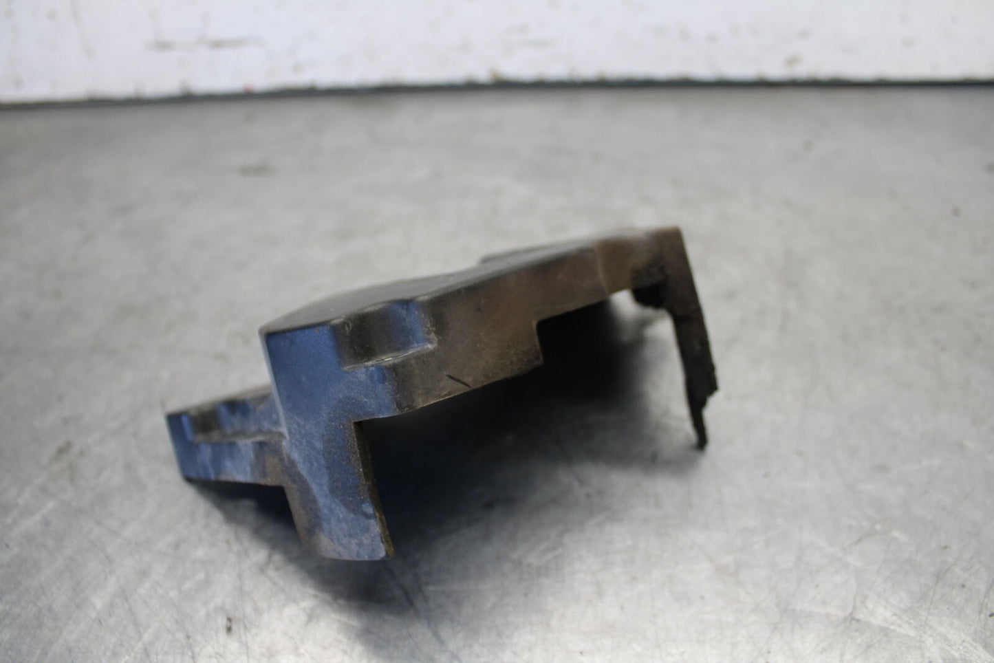 07-09 YAMAHA FZ6 ENGINE SPROCKET COVER 1B3-15418-00-00 BB713