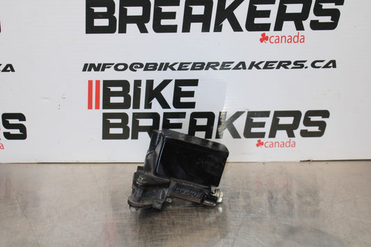 10 SUZUKI SV650 FRONT BRAKE MASTER CYLINDER BB181