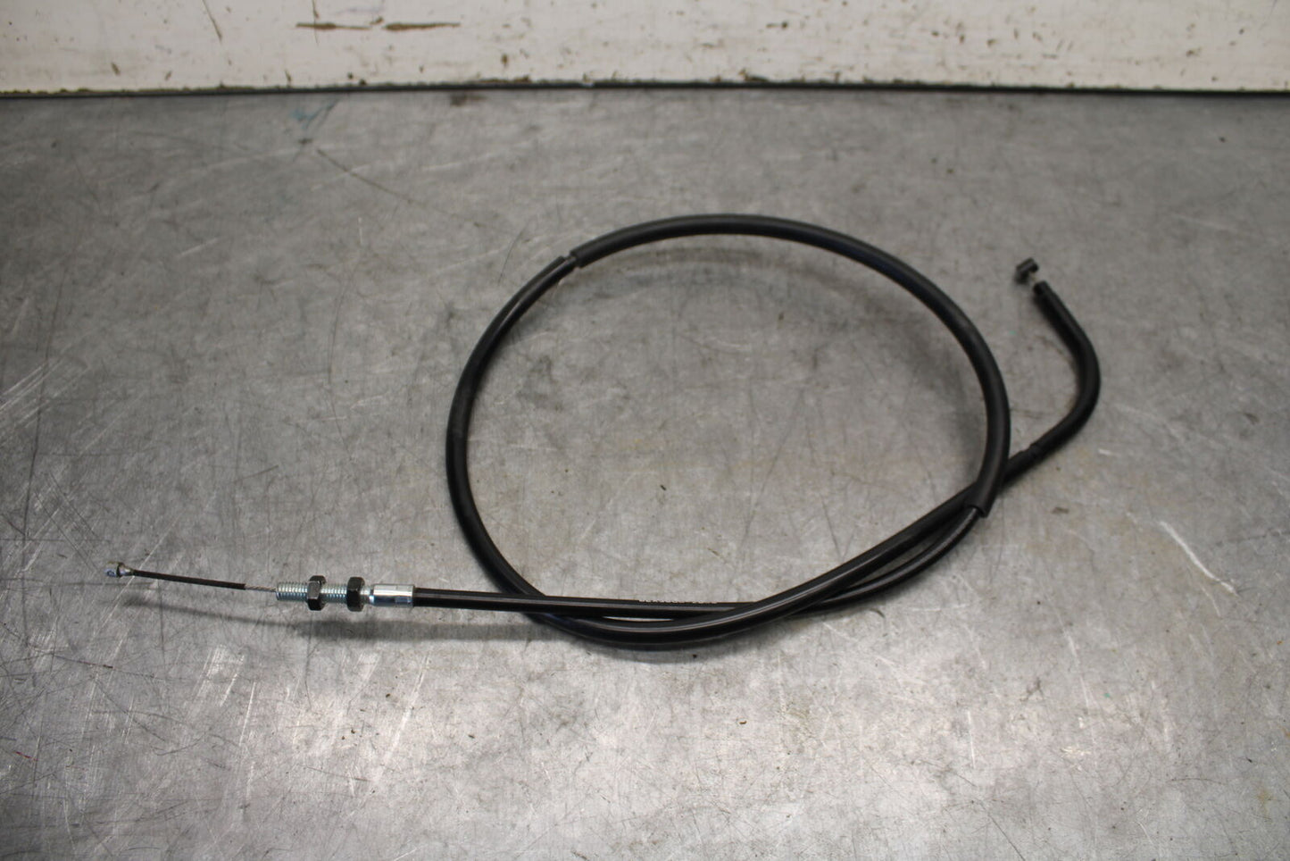 22-24 YAMAHA XSR900 CLUTCH CABLE LINE BB683