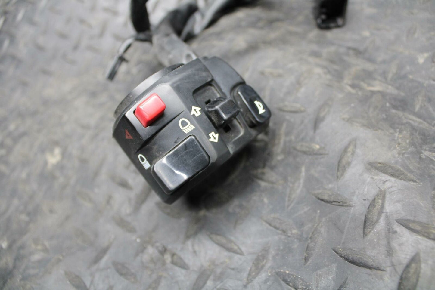 12-17 KAWASAKI NINJA 650 LEFT CLIP ON HANDLE HORN SIGNALS SWITCH SWITCHES BB211