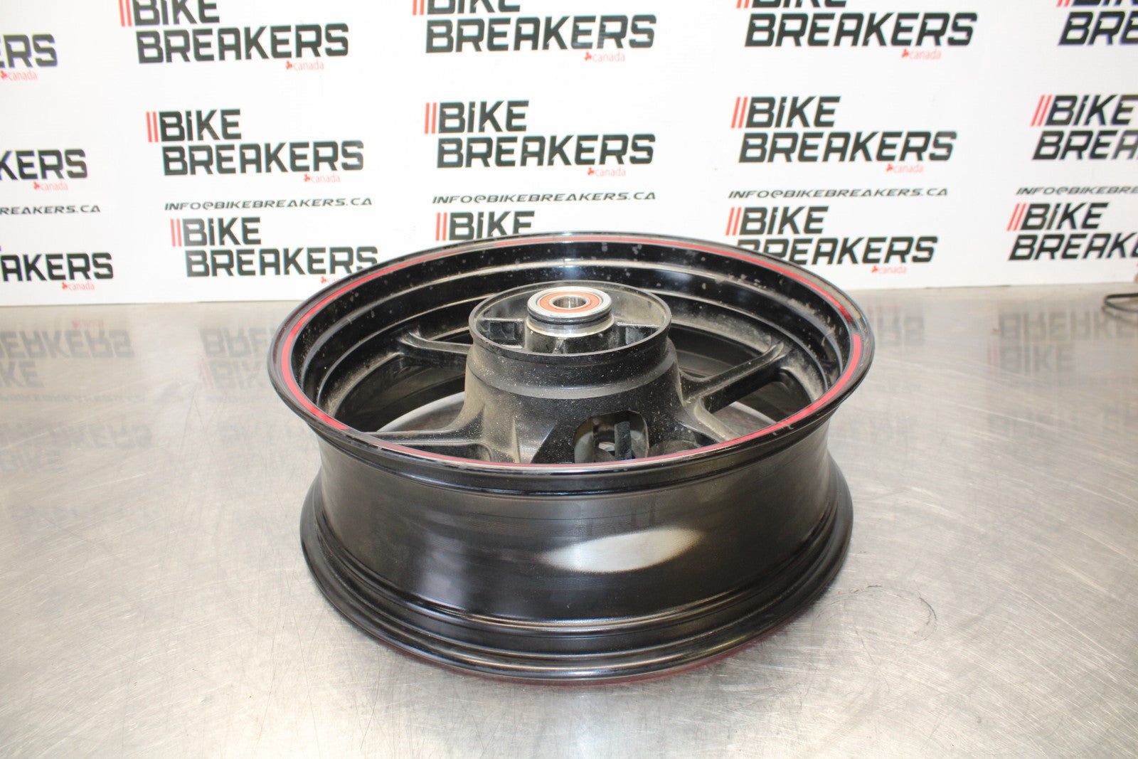 21-23 KAWASAKI NINJA ZX6R REAR WHEEL BACK RIM & ROTOR BB179
