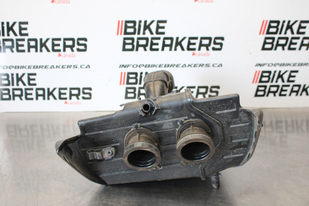 22-25 YAMAHA YZF R7 AIRBOX AIR INTAKE FILTER BOX BB176