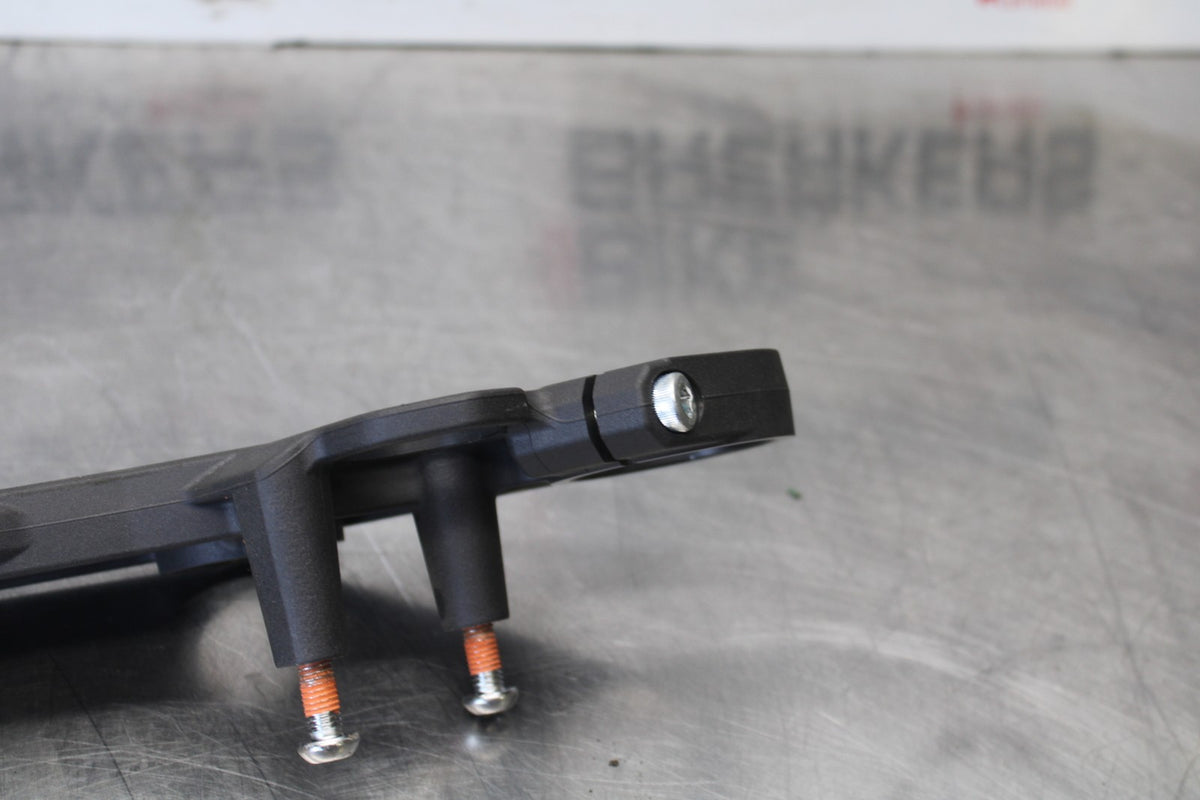 15-26 SUZUKI GSXR600 FORKS UPPER TRIPLE TREE CLAMP BB888