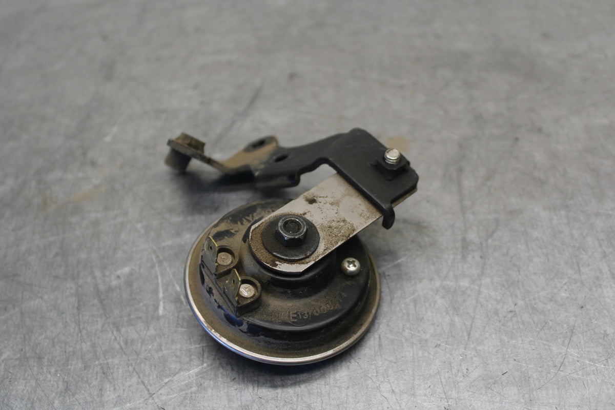 09-14 YAMAHA YZF R1 HORN SIGNAL 14B-83371-00-00 BB696