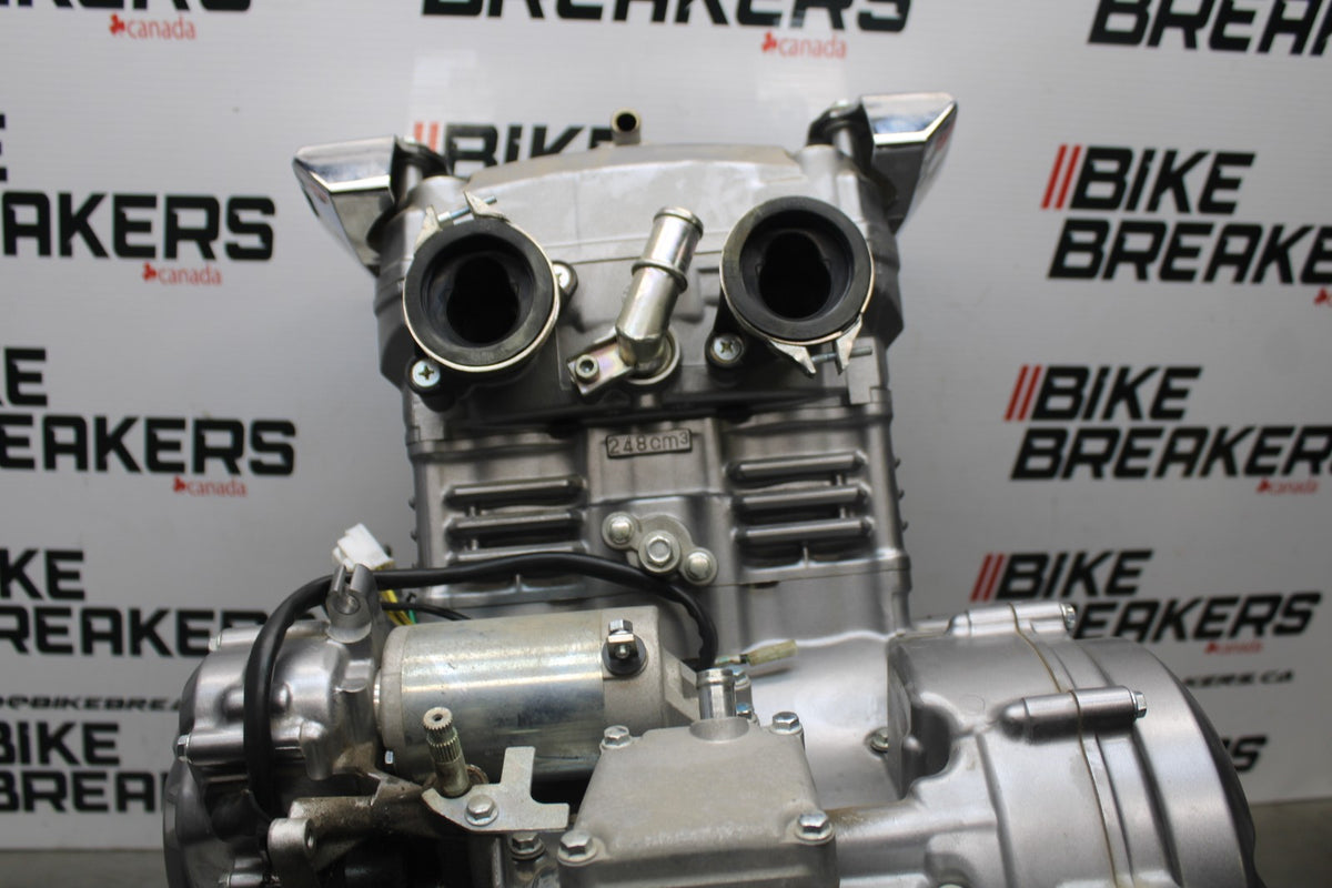 15 SUZUKI GW250F ONLY 6883KM!!  ENGINE MOTOR BB789