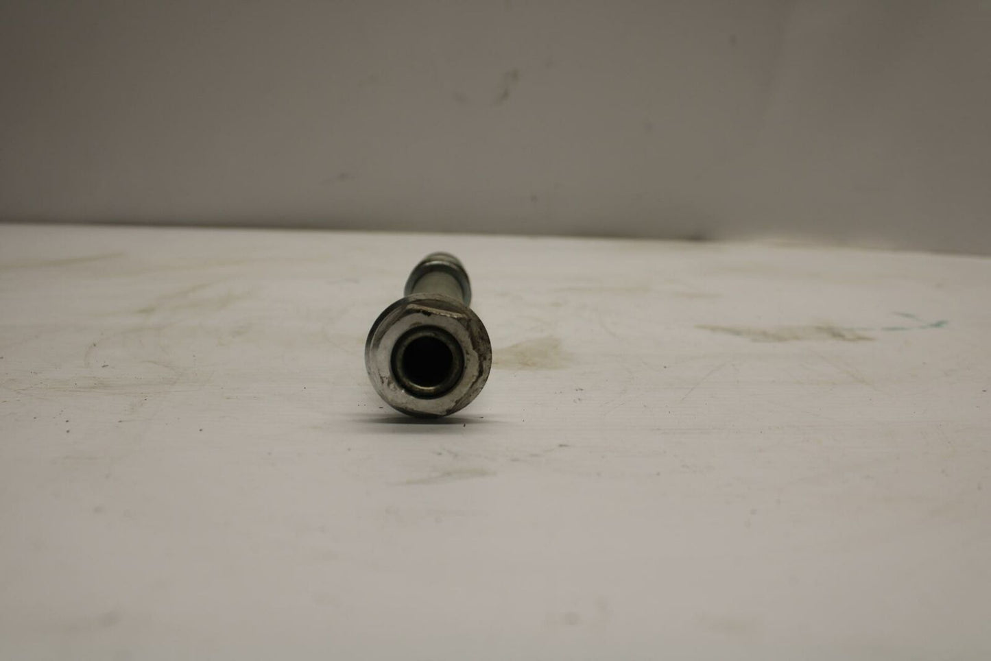 17-20 YAMAHA YZF R6 FRONT WHEEL RIM AXLE PIVOT BOLT BB257
