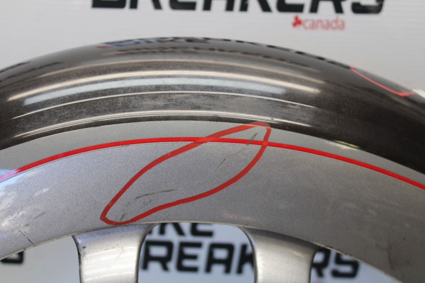 05-06 VICTORY KINGPIN DELUXE FRONT WHEEL FENDER BB195