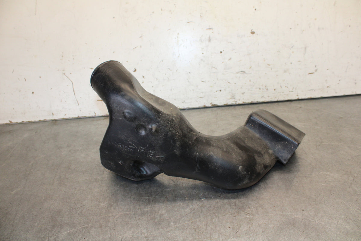 08-09 YAMAHA YZF R6S RIGHT RAM AIR INTAKE DUCT TUBE  BB690