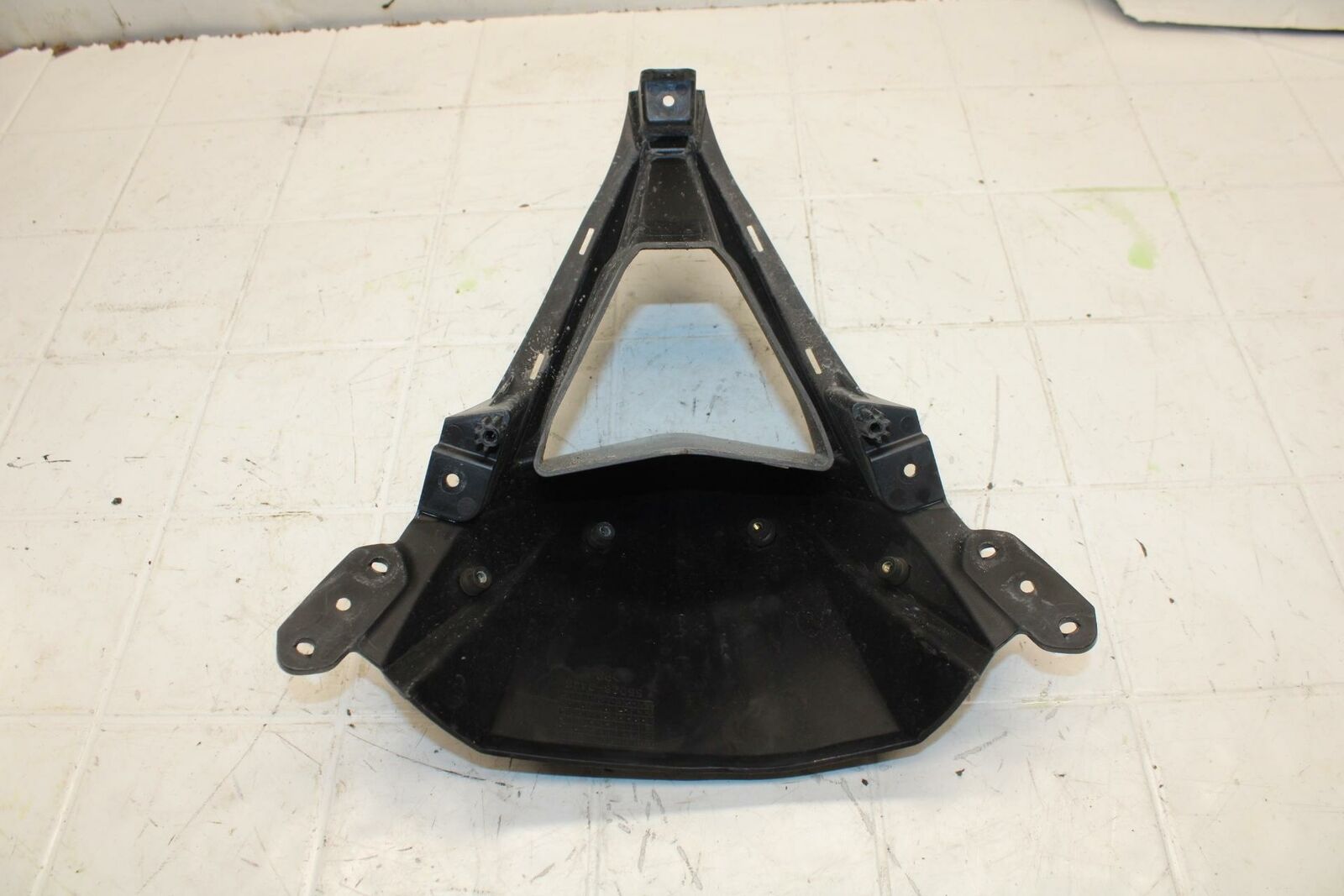 13-17 KAWASAKI NINJA ZX6R ZX636E FRONT CENTER COWL FAIRING BB409