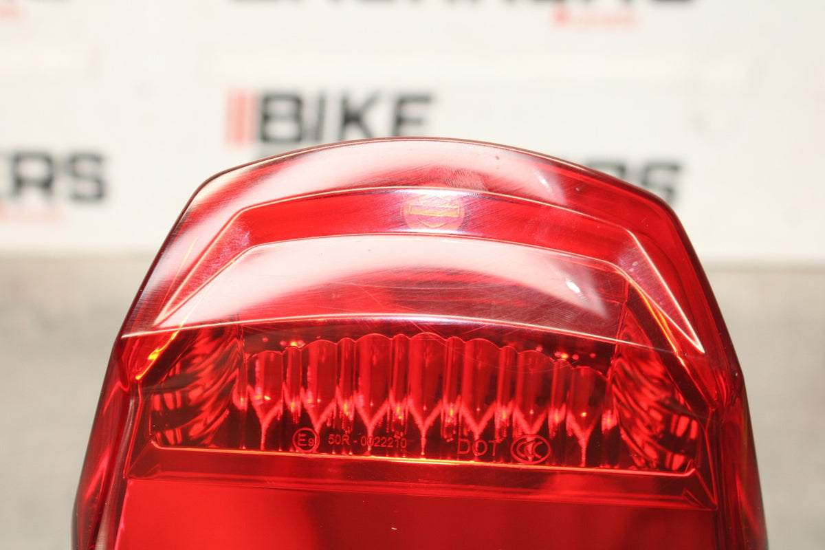 22 HARLEY-DAVIDSON PAN AMERICA 1250 REAR TAIL TAILLIGHT BACK BRAKE LIGHT BB910