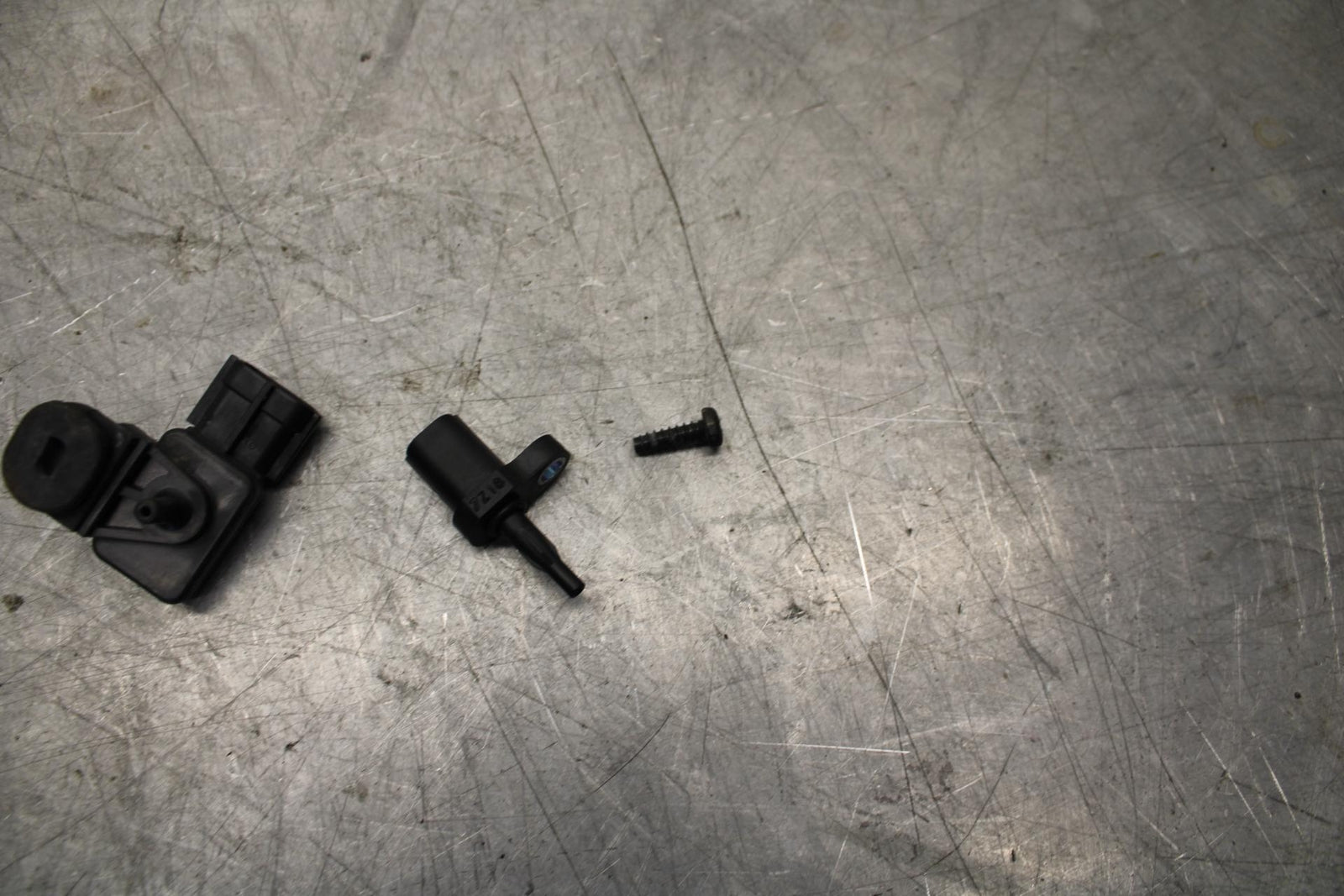 2008 Kawasaki Ninja ZX10R ZX1000E MAP MASS AIR FLOW PRESSURE TEMP SENSOR  BB524