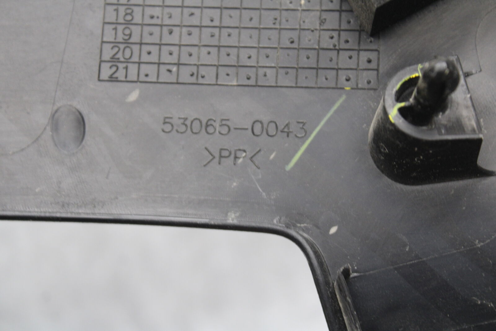 18-23 KAWASAKI NINJA 400 EX400 ABS RIGHT LEFT SIDE SEAT PANELS TRIMS COWLS BB747