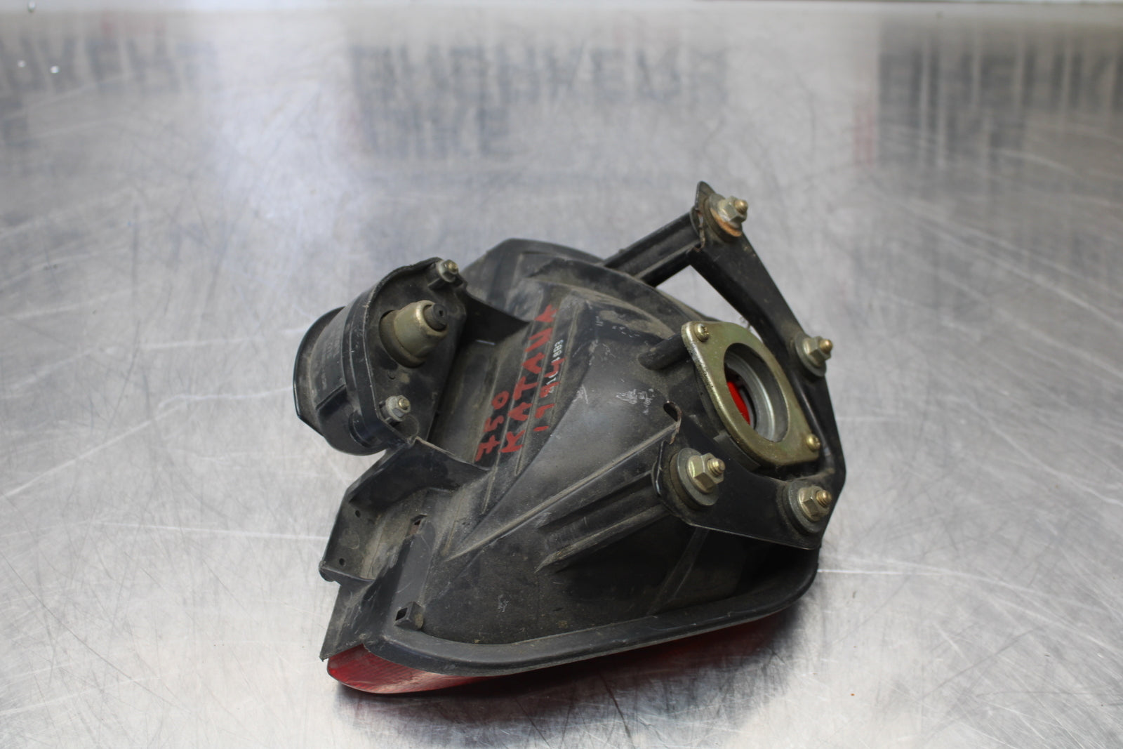 94 SUZUKI KATANA 750 REAR TAIL TAILLIGHT BACK BRAKE LIGHT BB16