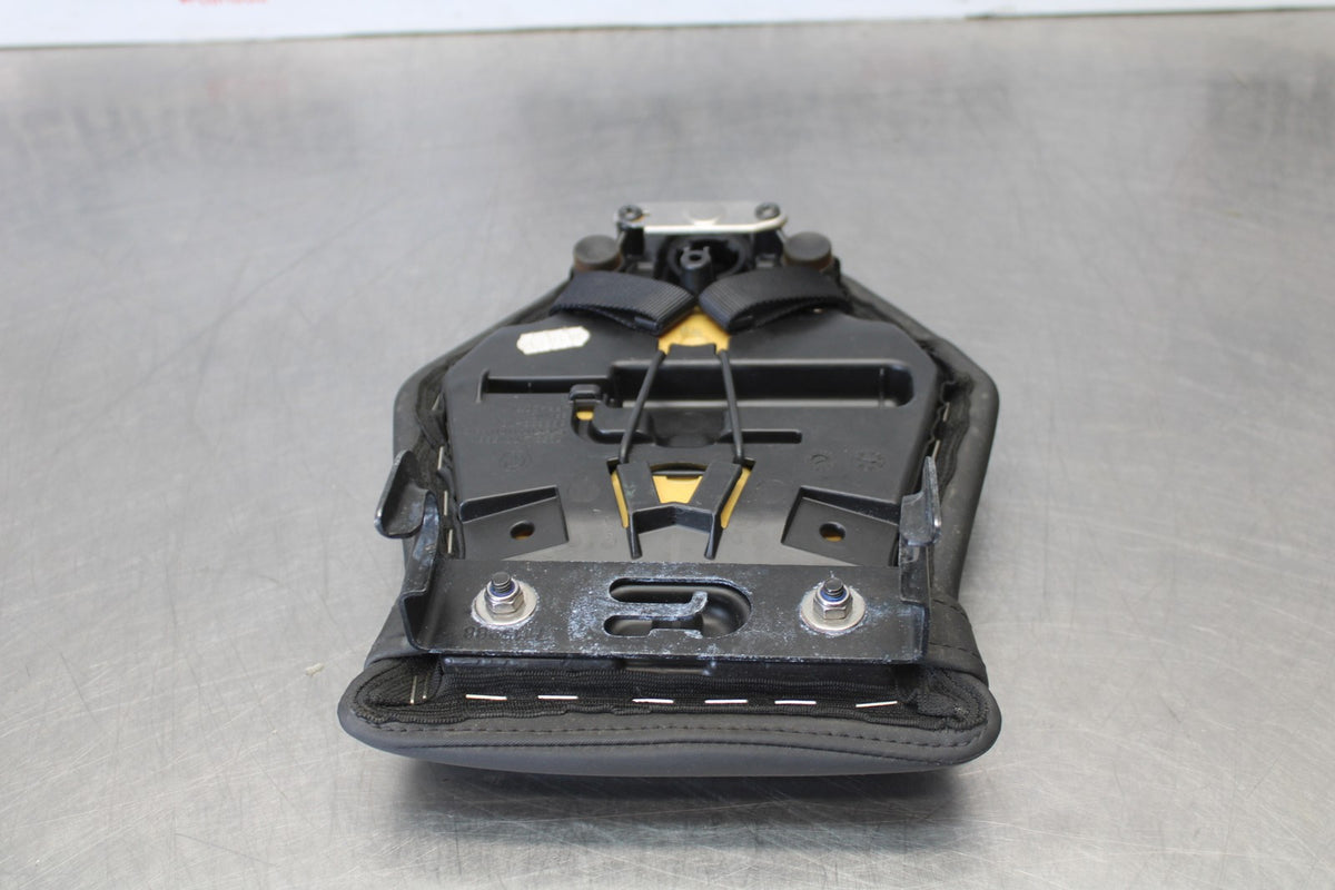 17-20 BMW S1000R REAR BACK PASSENGER TANDEM SEAT PAD SADDLE PILLION BB909