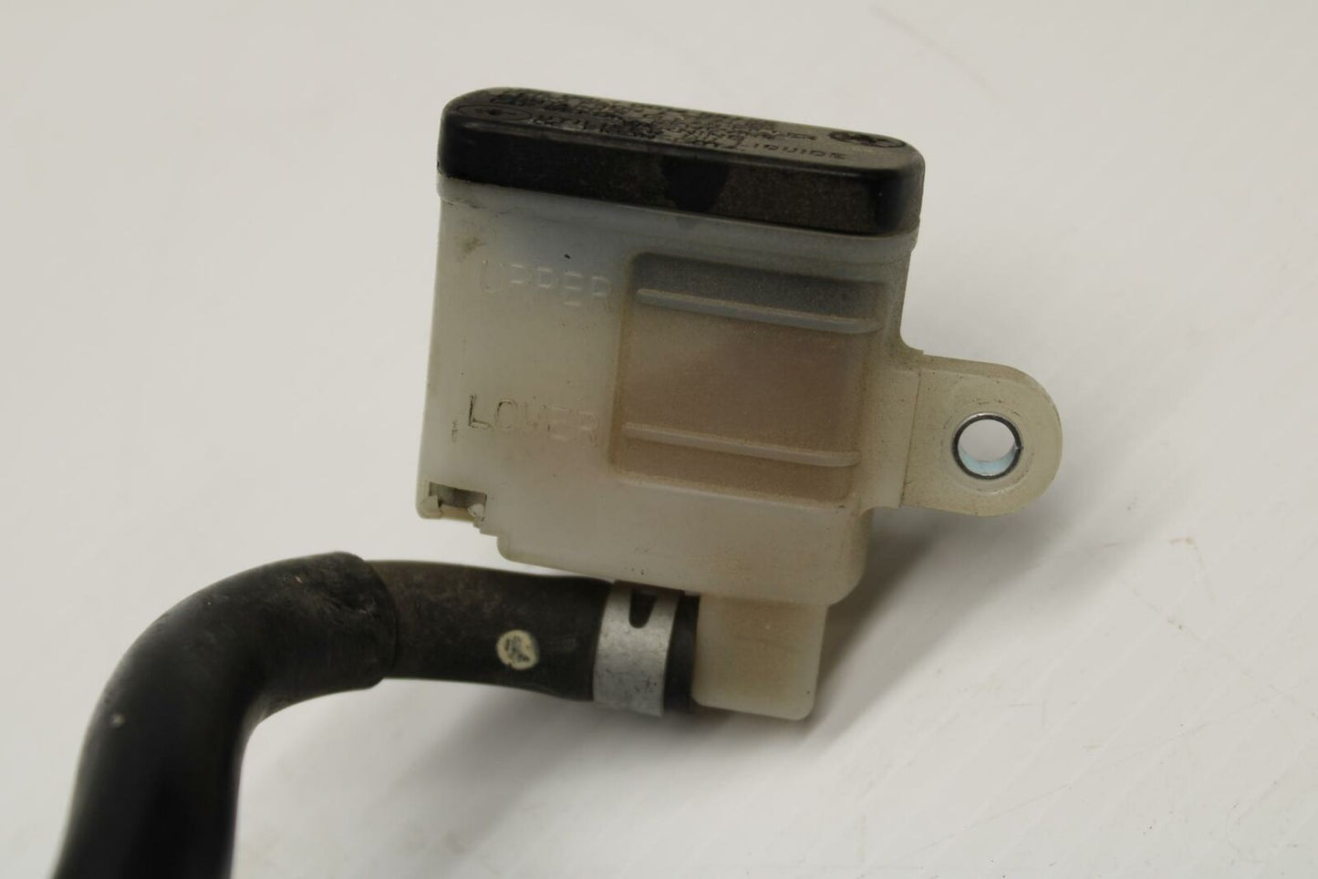 06-07 SUZUKI GSXR600 REAR BACK BRAKE MASTER CYLINDER W RESERVOIR BB243