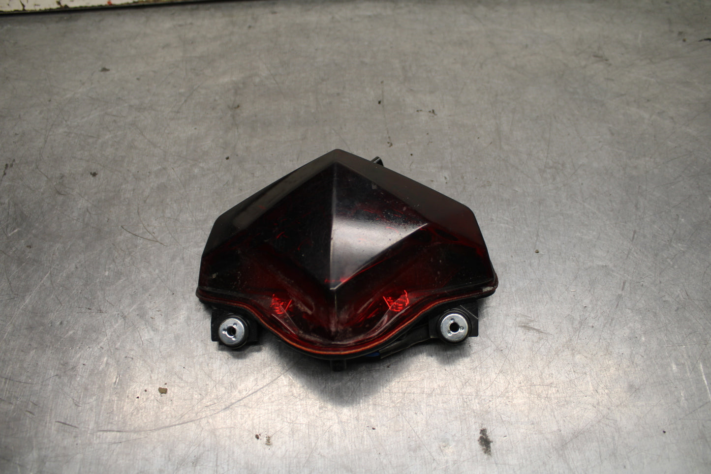 14-15 KAWASAKI NINJA 650 EX650F ABS REAR TAIL TAILLIGHT BACK BRAKE LIGHT BB741