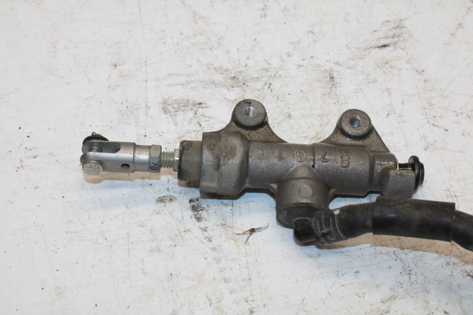 08-17 YAMAHA YZF R6 REAR BACK BRAKE MASTER CYLINDER W RESERVOIR BB354