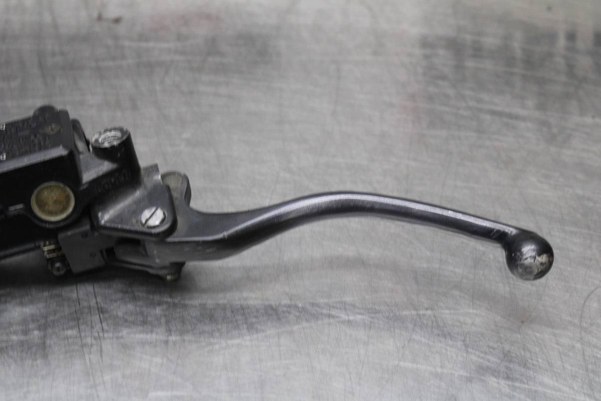 84 HONDA INTERCEPTOR 1000 VF1000F HYDRAULIC CLUTCH MASTER CYLINDER  BB878
