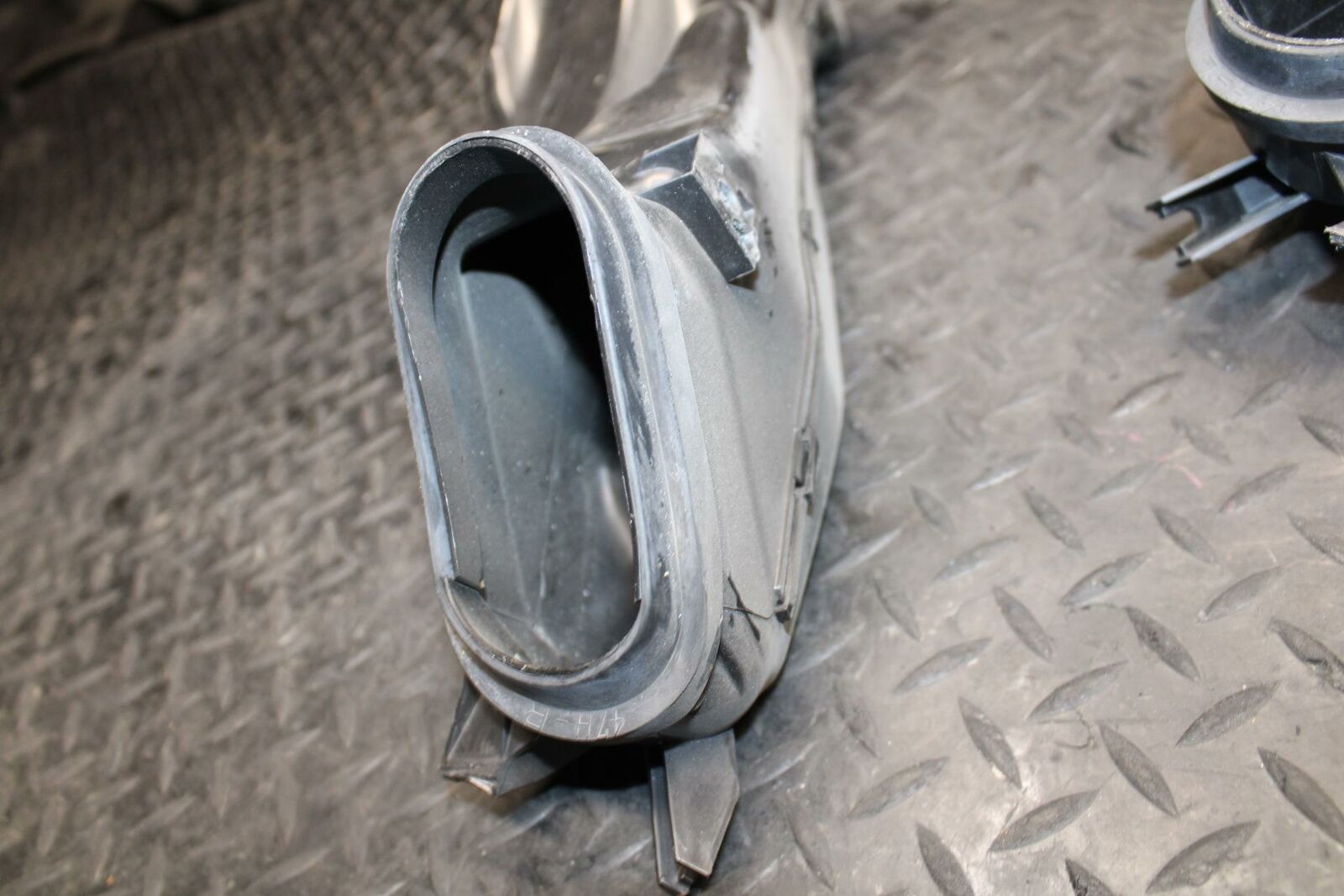 09-11 SUZUKI GSXR1000 RIGHT LEFT AIR INTAKE DUCTS RUBBER SEAL BB205