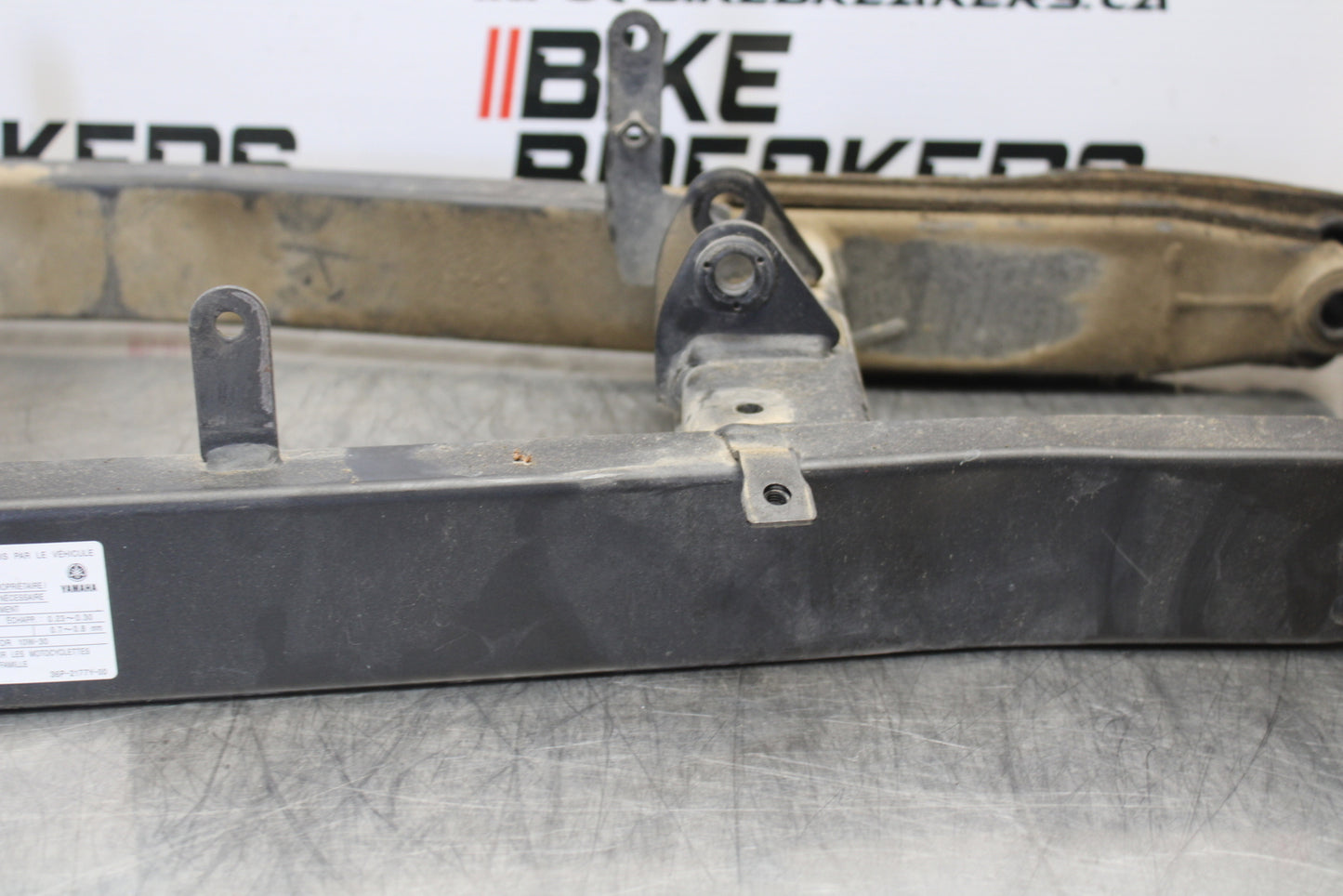 09-15 YAMAHA FZ6R REAR SWINGARM BACK SUSPENSION SWING ARM BB161