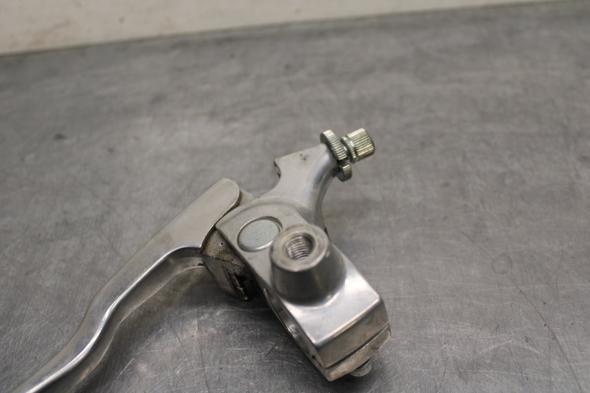 04 SUZUKI INTRUDER 800 CLUTCH PERCH MOUNT WITH LEVER  BB758