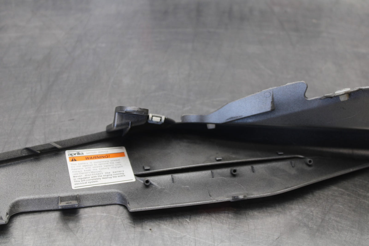 16 APRILIA TUONO V4 1100 RIGHT REAR BACK TAIL FAIRING COWL SHROUD BB905
