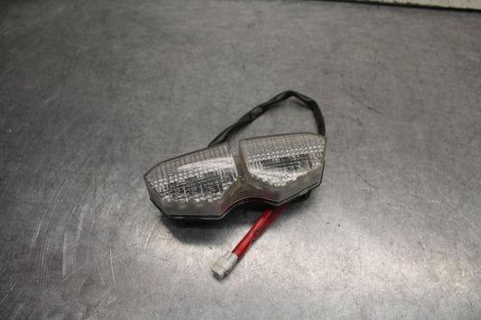 08-09 YAMAHA YZF R6S REAR TAIL TAILLIGHT BACK BRAKE LIGHT  BB690