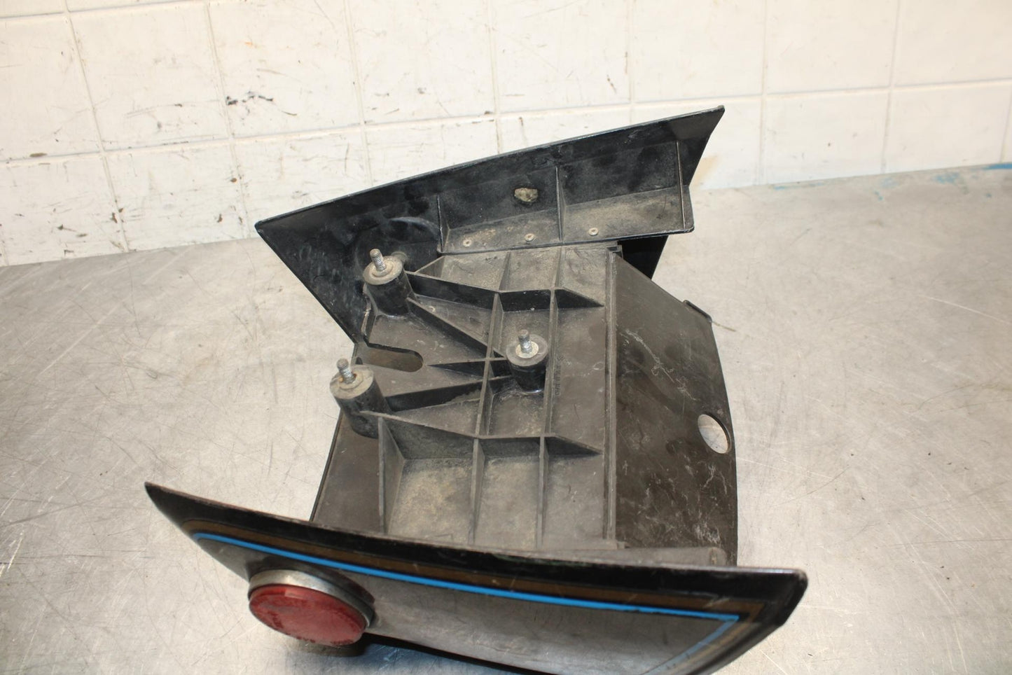 1983 Suzuki GS850G REAR BACK TAIL FAIRING COWL SHROUD